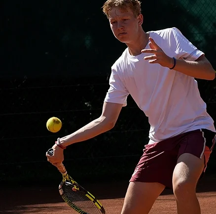 Tennisspieler in Bewegung